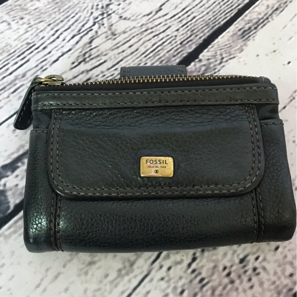 Vintage Fossil Bi-fold Wallet
